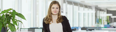 Kauffrau im Büro Kauffrau im Büro